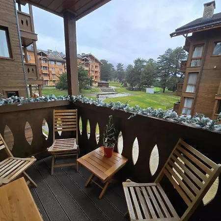 Pirin Golf Cozy アパート ラズロク